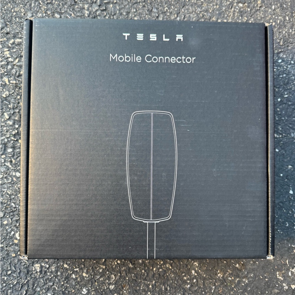 Tesla Mobile Connector - Sleek Black Design